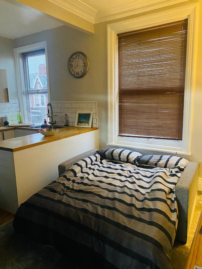 1 Bedroom Spacious Apartment リザム・セント・アンズ エクステリア 写真